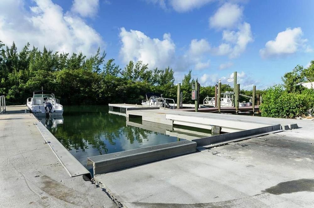 Shelter Bay Marine: 77 Coco Plum Dr, Marathon, FL 33050